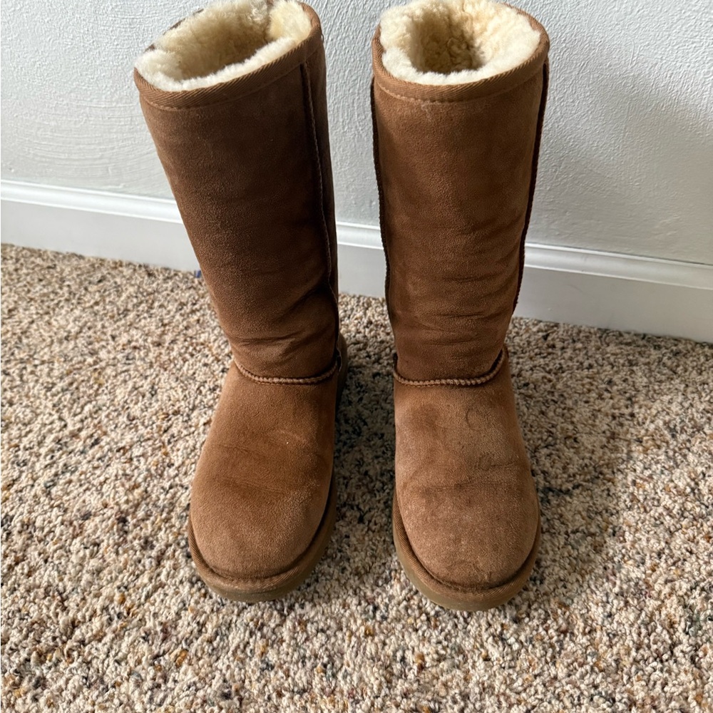 Ugg Classic Brown Suede Boots
